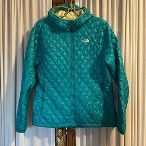 The North Face Bristol Blue Hooded Thermoball Eco Packable Jacket